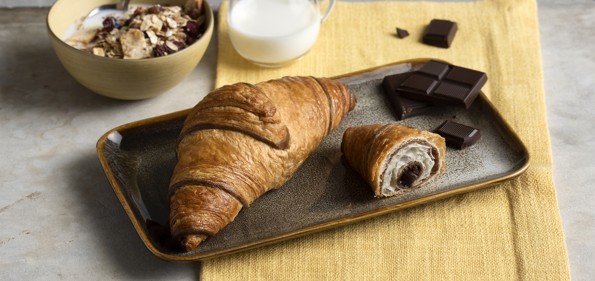 Croissant bicolore al cacao